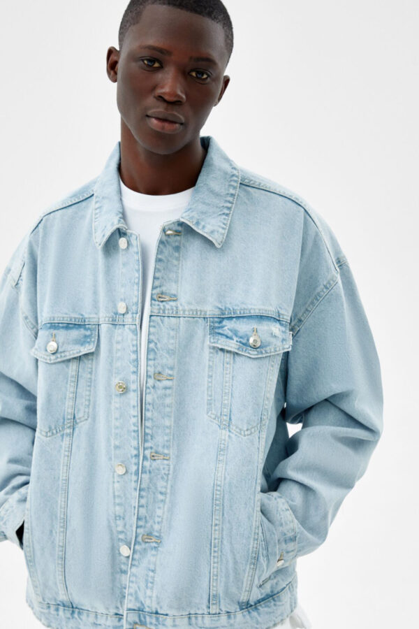 ⁦Oversized Denim Jacket⁩ - الصورة ⁦3⁩