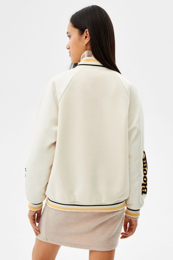 ⁦Varsity Jacket With Patch Details⁩ - الصورة ⁦2⁩