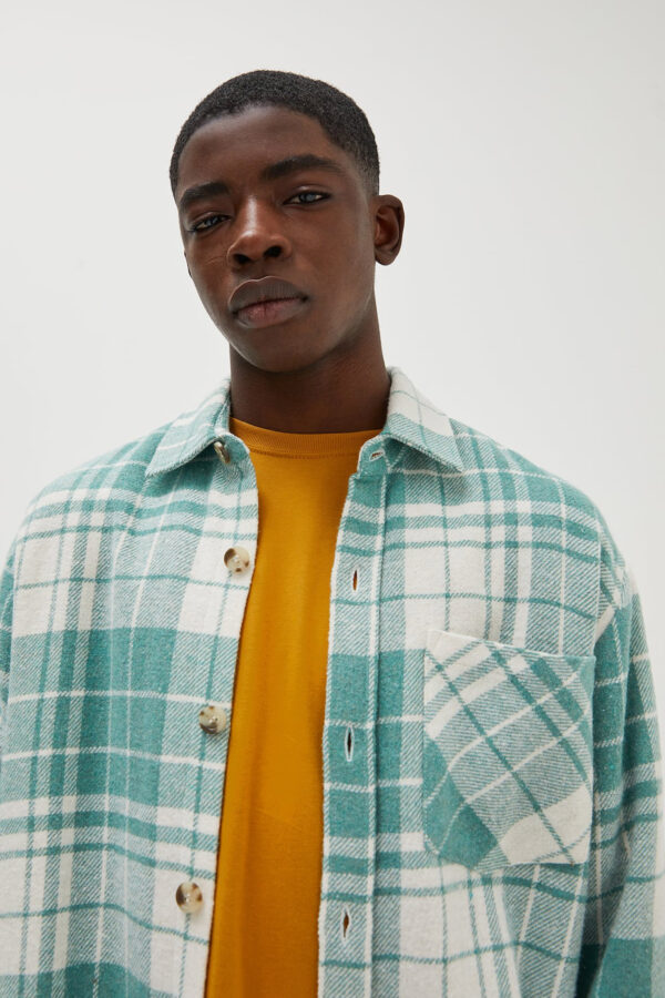 ⁦Check Overshirt With Pocket Detail⁩ - الصورة ⁦3⁩