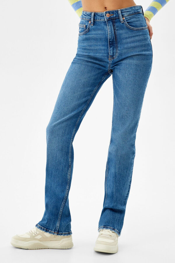 ⁦High-Rise Comfort Slim-Fit Straight-Fit Jeans⁩ - الصورة ⁦4⁩